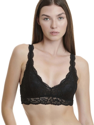 Lace bralette with removable pads