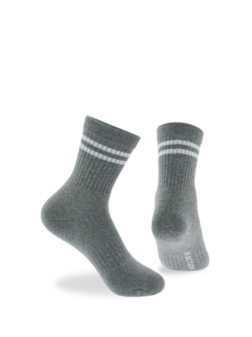 Kid's cotton sports socks with stripes