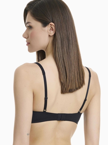 Wireless seamless bra with light padding