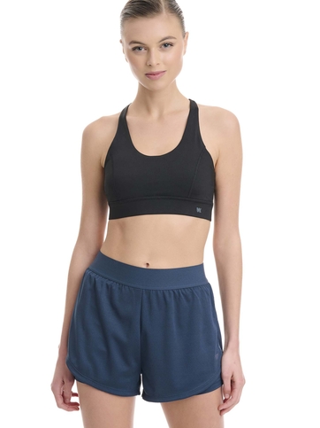Sports shorts with inner leggings