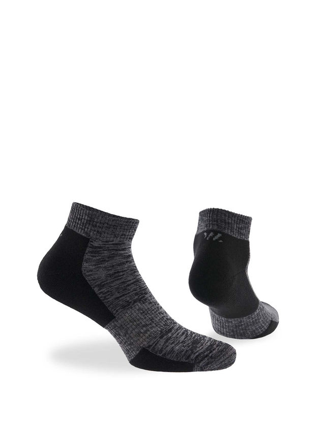 Αθλητικές βαμβακερές ημίκοντες κάλτσες