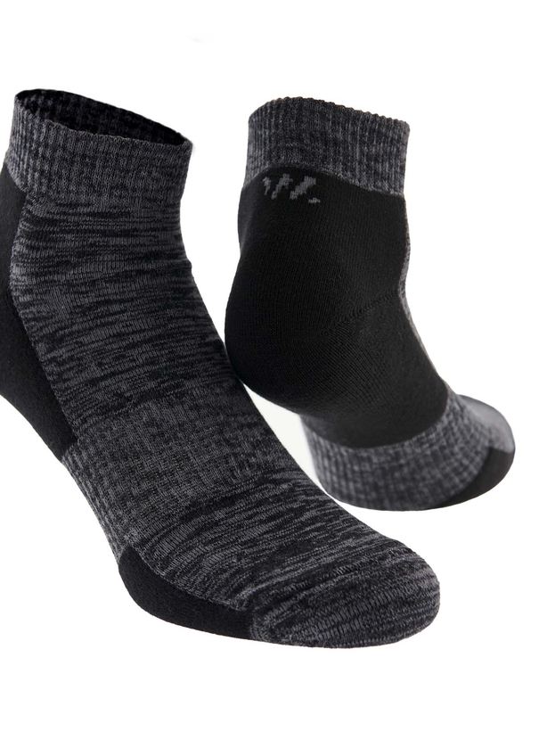 Αθλητικές βαμβακερές ημίκοντες κάλτσες