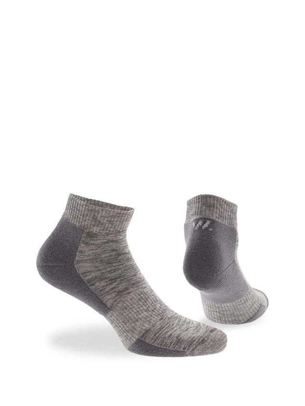 Cotton ankle sports socks