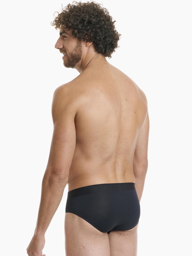 Bamboo seamless brief