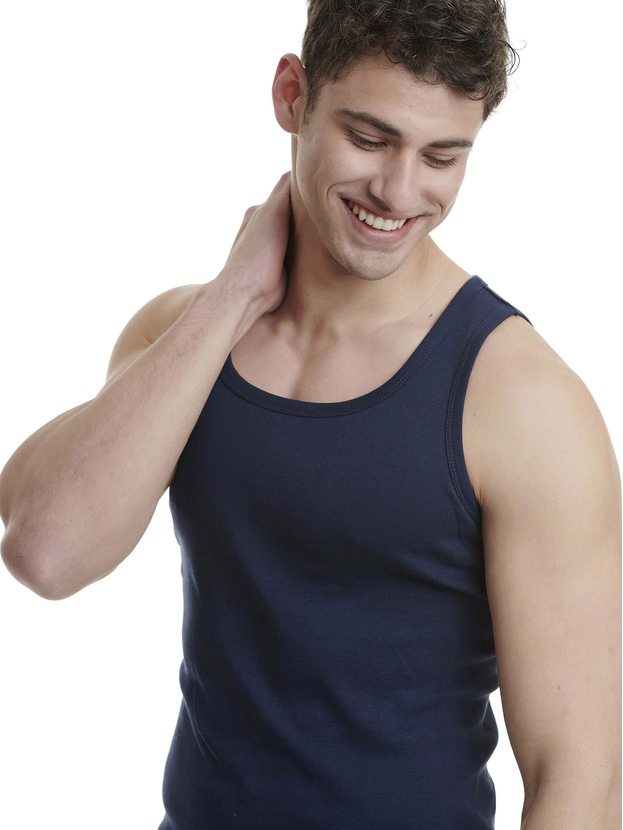 Βαμβακερή αμάνικη φανέλα