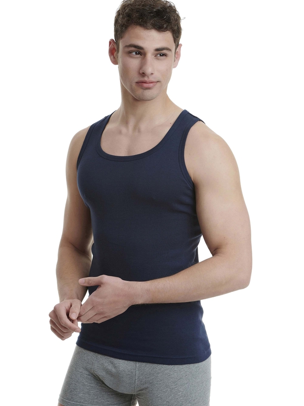 Βαμβακερή αμάνικη φανέλα