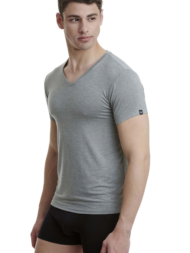 V-neck t-shirt από bamboo