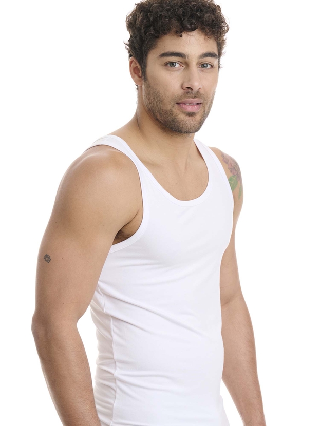 Bamboo sleeveless undershirt