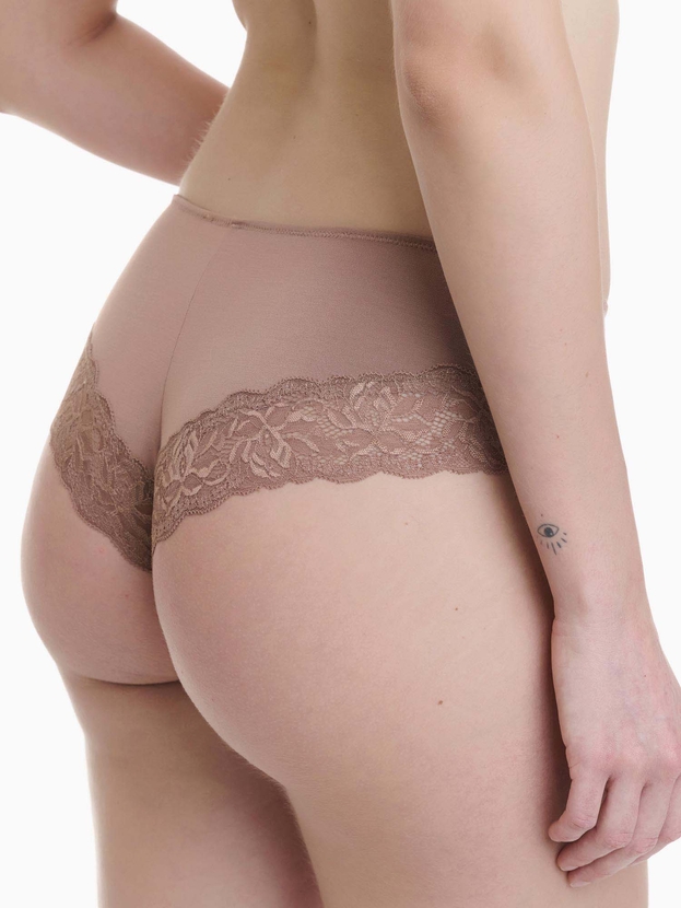 Bamboo hipster brief with lace trim