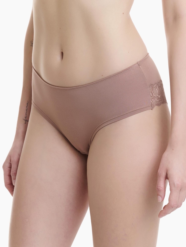 Bamboo hipster brief with lace trim