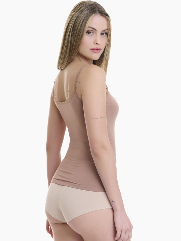 Τοπ από bamboo με δαντέλα