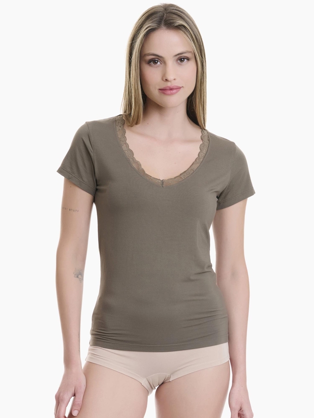 V-neck t-shirt από bamboo με δαντέλα