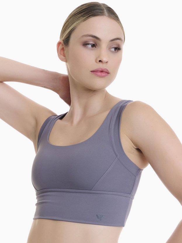 Αθλητικό τοπ με αφαιρούμενα cups