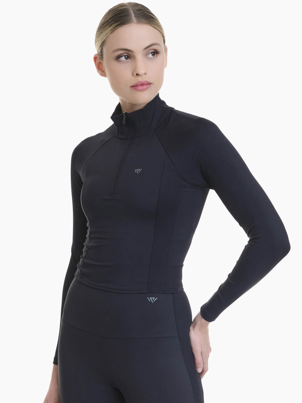 Long-sleeve sports top with half zipper and built-in bra with removable cups