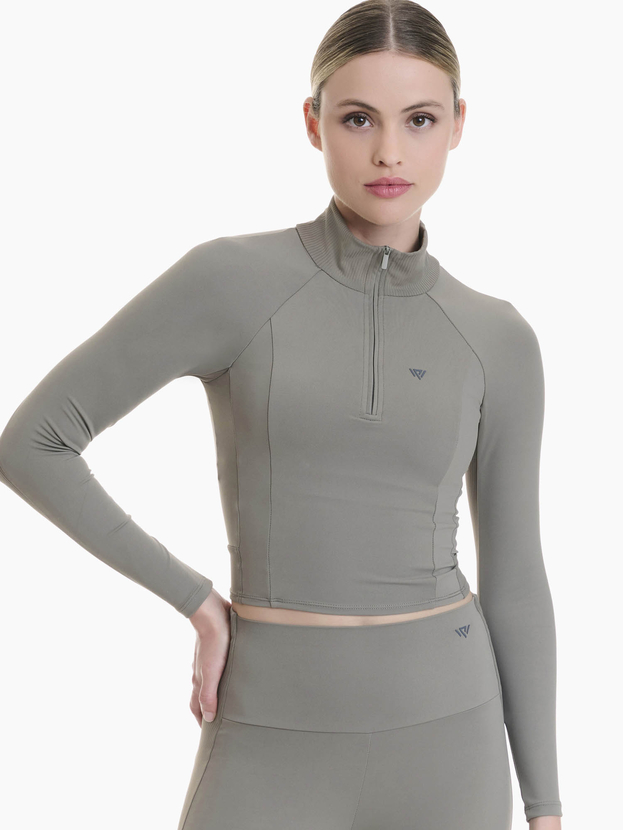 Long-sleeve sports top with half zipper and built-in bra with removable cups